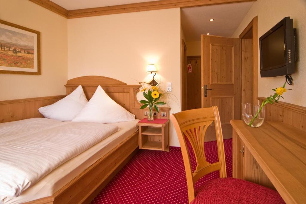 Huber Hotel Tramserhof Landeck Rum bild