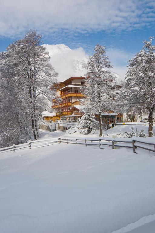 Huber Hotel Tramserhof Landeck Exteriör bild